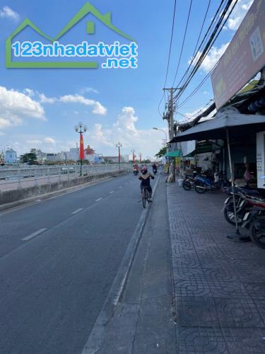 -CHỦ CẦN BÁ.N GẤP- 93 MÉT VUÔNG - M.ẶT T.IỀN- PHÚ ĐỊNH- P16- Q8- CHỈ 7 T.Ỷ- NGANG 5,2 M - 2