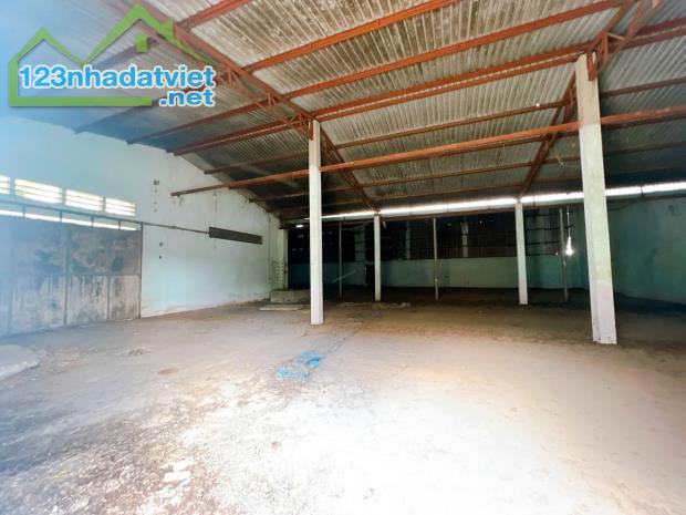 Bán nhà xưởng 810m2 gần vòng xoay Võ Nguyên Giáp, Bình Minh, Trảng Bom, giá 6 tỷ 500. - 2