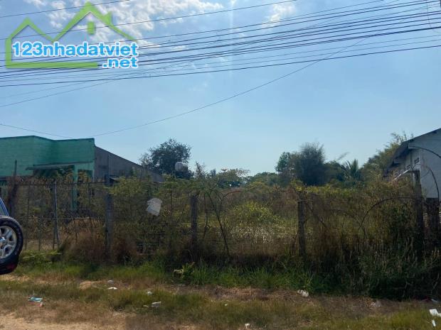 Cần Vốn Kinh Doanh Bán Nhanh Lô Đất Vị Trí Đắc Địa Tại Xã Phú Hoà, Huyện Định Quán, Đồng - 2