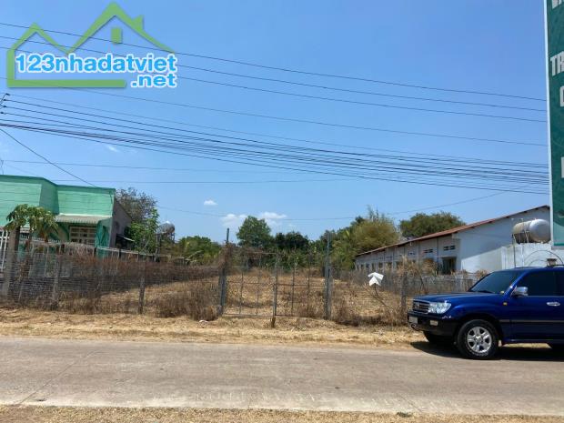 Cần Vốn Kinh Doanh Bán Nhanh Lô Đất Vị Trí Đắc Địa Tại Xã Phú Hoà, Huyện Định Quán, Đồng