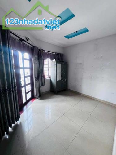 NHÀ MẶT 5 TẦNG - SÁT NGUYỄN ẢNH THỦ - GẦN TÔ KÝ - TRUNG MỸ TÂY, Q12 - VỊ TRÍ CỰC ĐẸP -