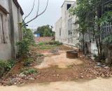 e có hai lô đất cần bán nhanh ạ 
 nhỉnh tỷ 

65m và 54m xã đông phương yên , Chương mỹ