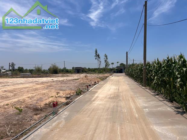 Bán Gấp Cặp Nền Đất 300m2, giá 750tr/nền,Xã Long Mỹ (Thị Trấn Phước Hải), cách Biển 3km - 3