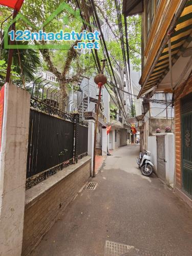 SIÊU PHẨM BIỆT THỰ - 10M HỒ TÂY - OTO 16 CHỖ TRONG NHÀ - DÒNG TIỀN ĐỈNH - 1