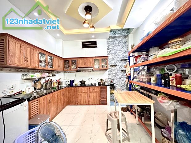 Bán nhà ngay chợ Nghĩa Phát Tân Bình hẻm 5m, 41m2, 2 tầng A4 nhỉnh 5.35 Tỷ TL - 2