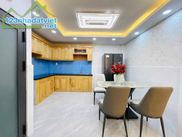 Bán nhà Hẻm 3m Bùi Thống Nhất, Phường 16, GV, 4.3 x 10m, 4 lầu, giá: 5.5 tỷ TL - 3