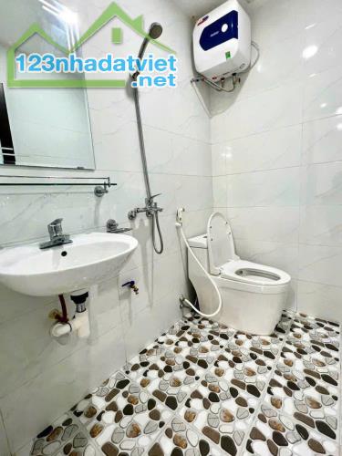 PASS PHÒNG 25M2 TẠI NGÕ 93 TRUNG KÍNH, P. TRUNG HÒA, Q. CẦU GIẤY, HÀ NỘI