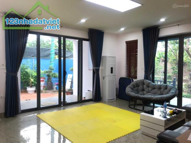Cho thuê nhà vườn tại Đông La 520m2. 3PN, full đồ cao cấp, 15tr/tháng, gần Tố Hữu, gần - 3