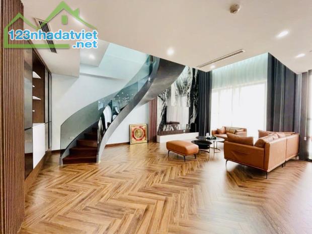 Chỉ 11.2 Tỷ- Sở Hữu Căn Hộ Duplex Ecogreen Nguyễn Xiển- 158m2- Tặng Nội Thất 2 Tỷ - 1