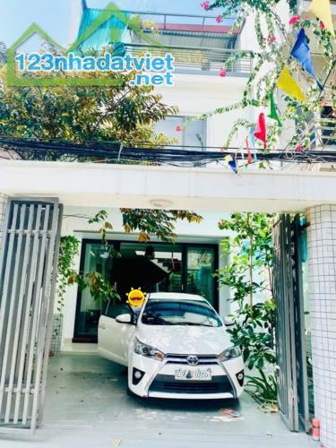 Nhà An Đà - 75m 2 tầng độc lập, sân cổng riêng, ngõ ô.tô , Giá 5.4 tỉ