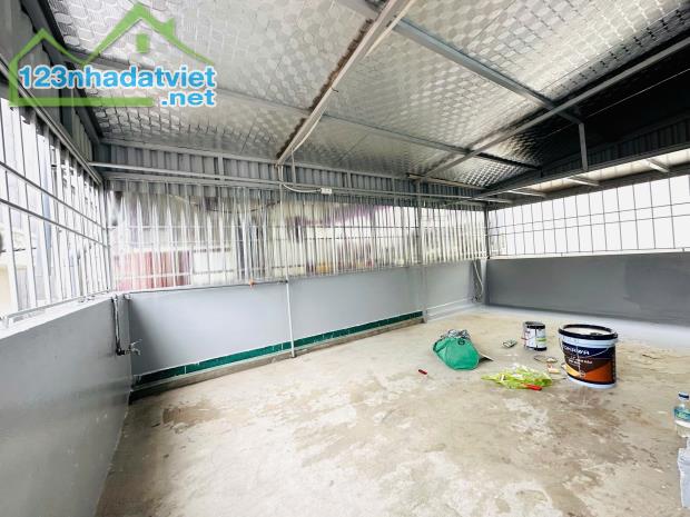 Bán nhà 2 tầng sạch đẹp về ở luôn phố Lãm Khê - 5