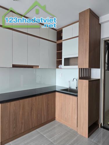 Tháp Green Topaz- Bcons City- cho thuê căn Góc 59m2 FULL NỘI THẤT - 3