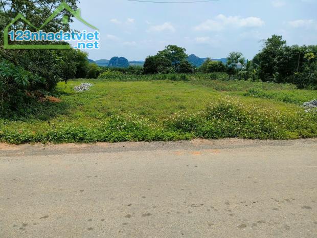 👉👉👉 Cắt lỗ siêu phẩm bám hồ chỉ 2.9 tỷ 1130m2 Có 200 thổ cư. View hồ Yên Thủy Hòa Bình - 2