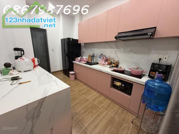 🏡 Bán Nhà Mới Xây Năm 2025 – Full Nội Thất – Hẻm Ô Tô Trung Tâm TP Nha Trang – Gần Biển - 3