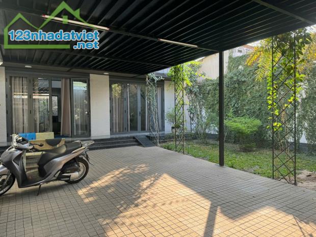 BIỆT THỰ SIÊU ĐẸP MẶT TIỀN ĐƯỜNG HIỆP THÀNH 06, QUẬN 12 GIÁ CỰC TỐT