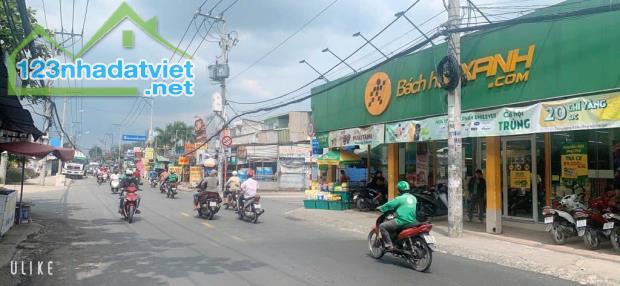 Hóc Môn BÁN NHÀ XƯỞNG MẶT TIỀN ĐƯỜNG TRUNG LÂN  400m2 gần Phân Văn Hớn giá hơn 15ty