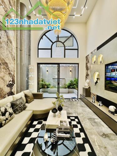 Nhà 5 Tầng, TK hiện đại, Full nội thất. Phạm Văn Chiêu, P.14, gần Tham Lương - 2