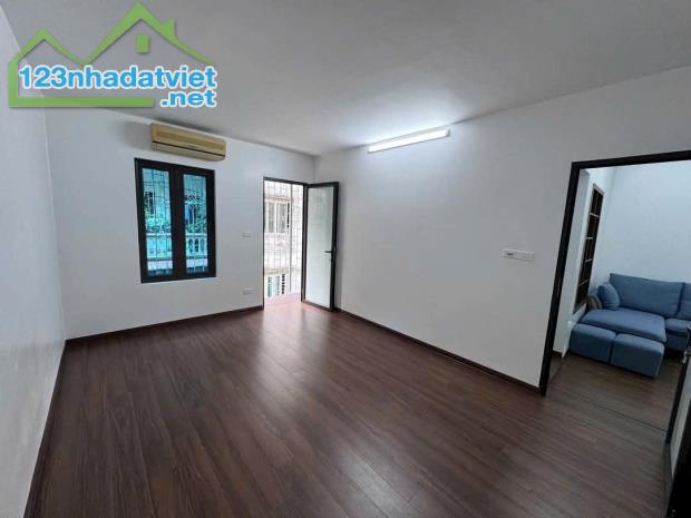 💥BÁN CĂN TẬP THỂ QUÂN ĐỘI – HOÀNG QUỐC VIỆT – DT 34/80M² – 3 NGỦ – TẦNG 4 – 3.99 TỶ - 3