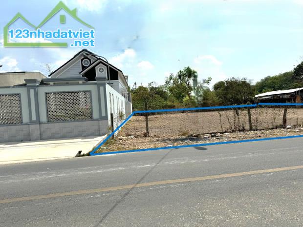 BÁN 700M2 MẶT TIỀN QUỐC LỘ 14 NGAY CHỢ, CẶP KHU DÂN CƯ, VIEW SÔNG, DÂN ĐÔNG 486TR