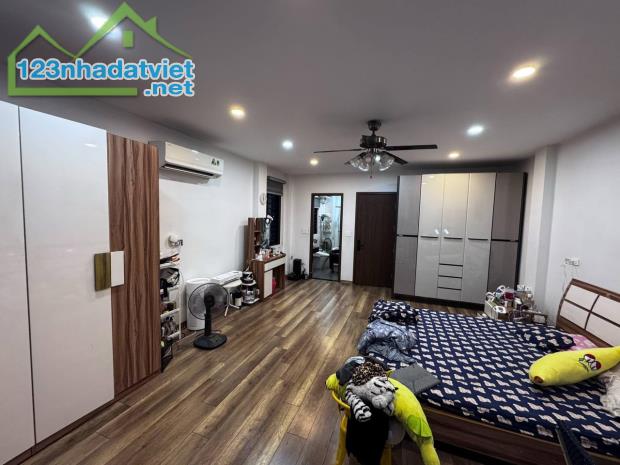 BÁN NHÀ BIỆT THỰ LIỀN KỀ VĨNH HƯNG CĂN GÓC 3 THOÁNG 6 TẦNG THANG MÁY GIÁ 25 TỶ - 4