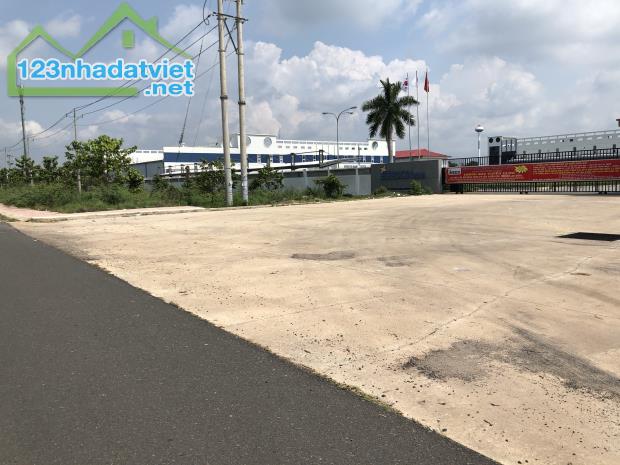 BÁN NHANH 510M2 ĐẤT Ở NGAY CHỢ NHA BÍCH, GẦN CAO TỐC SG- CHƠN THÀNH. GIÁ 390 TR - 2