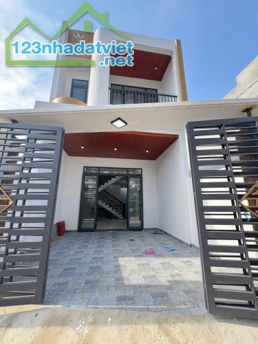 Chính Chủ Gửi Bán Căn Nhà Hoàn Thiện KDC An Ninh 5x19 Sổ Hồng Riêng