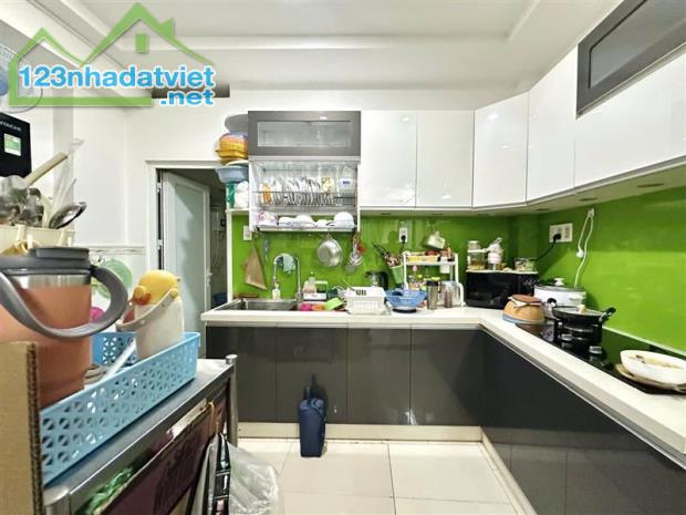 NHÀ HẺM XE HƠI LÝ CHÍNH THẮNG, SÁT MẶT TIỀN HOÀNG SA, 5 TẦNG, 6 PHÒNG, CHỈ NHỈNH 7 TỶ - 1