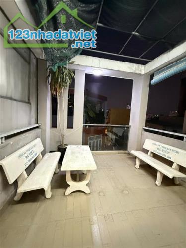 NHÀ HẺM XE HƠI LÝ CHÍNH THẮNG, SÁT MẶT TIỀN HOÀNG SA, 5 TẦNG, 6 PHÒNG, CHỈ NHỈNH 7 TỶ - 5