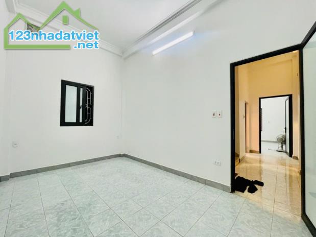 Bán nhà phân lô phố Mỹ Đình 63m² 5 tầng, MT3.5, oto vào nhà- 20m ra mặt phố - 4