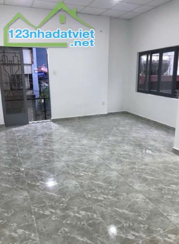 BÁN NHÀ QUẬN 3 - CMT8 - MẶT TIỀN HƠN 4 MÉT - NHỈNH 5 TỶ