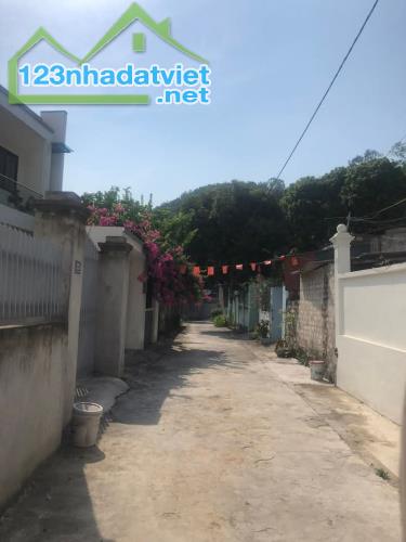 Chính chủ Cần bán lô đất 140m2 sau trường cấp 3 Kinh Môn 1 tại Phường An Lưu  giá rẻ