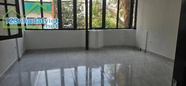 SIÊU PHẨM HOÀN KIẾM - MẶT PHỐ HÓT HÍT - KINH DOANH CỰC KHỦNG - LÔ GÓC BA THOÁNG - SỔ ĐỎ HO - 1