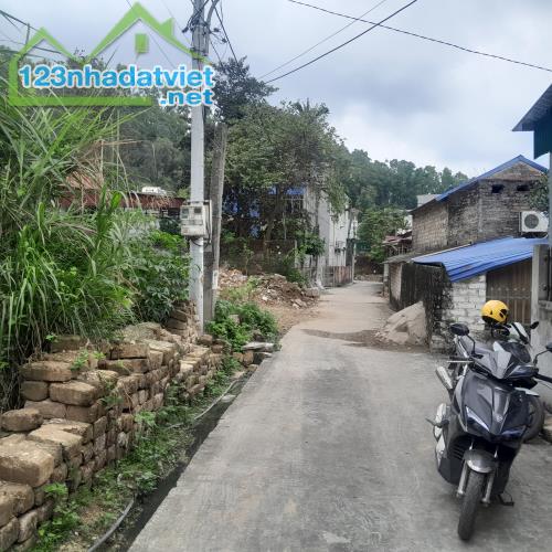 Chính chủ Cần bán lô đất 140m2 sau trường cấp 3 Kinh Môn 1 tại Phường An Lưu  giá rẻ