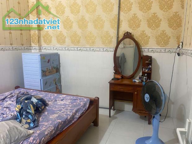 Bán nhà 93m2 thổ cư Chợ Trảng Dài TP Biên Hòa có 2,7 tỷ