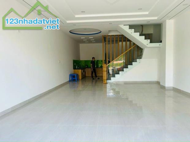 Bán nhà 90,4m2 mặt tiền Võ Nguyên Giáp, Xã Vĩnh Thái - 1