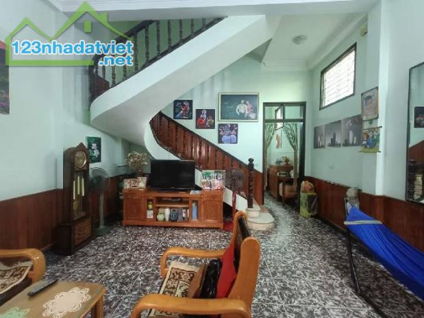 Xe tải nhỏ vào nhà Hà Nội- Đông Anh 58m 3 tầng 4,45 tỷ - 2