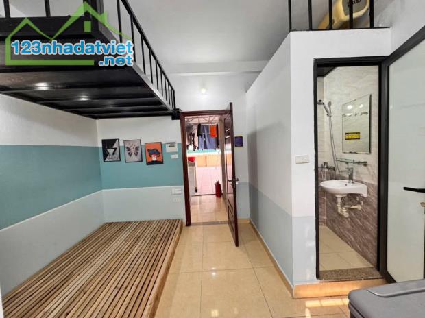 CCMN : TRIỀU KHÚC -THANH TRÌ. +DT: 73M2 X 8T X 4.8M.MT. - 2