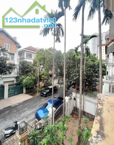 Biệt Thự Bán Đảo Linh Đàm-254m2, xây 4 tầng, mặt tiền 12.5m . Giá thương lượng - 1