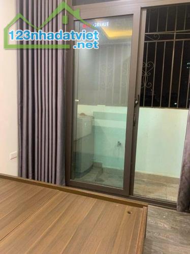 CĂN HỘ CAO CẤP - HOÀN KIẾM HÓT HÍT - HAI THOÁNG TRƯỚC SAU - MẶT PHỐ THỨ CẤP - DÒNG TIỀN - 1