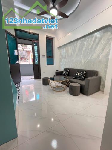 Tập Thể Trần Đại Nghĩa - Hai Bà Trưng - Hà Nội - 3