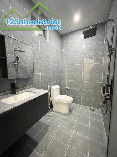 NHÀ CẤP 4 SHR XÂY MỚI KÈM NỘI THẤT CHỈ 400TR NHẬN NHÀ GIÁP PHƯỜNG BỬU LONG - 5