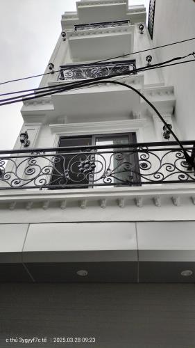 🌟 BÁN GẤP NHÀ 5 TẦNG - PHỐ LẠC LONG QUÂN - VỊ TRÍ ĐẮC ĐỊA - KINH DOANH ĐỈNH CAO!
