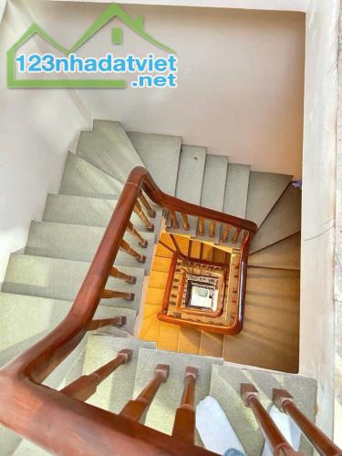 🌟 BÁN GẤP NHÀ 5 TẦNG - PHỐ LẠC LONG QUÂN - VỊ TRÍ ĐẮC ĐỊA - KINH DOANH ĐỈNH CAO! - 1