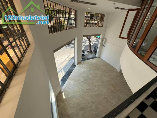 bán nhà góc 2 mặt tiền số đường Bạch Đằng, Phường Phước Tiến dt 72,4m²  bán: 14,5 tỷ - 1