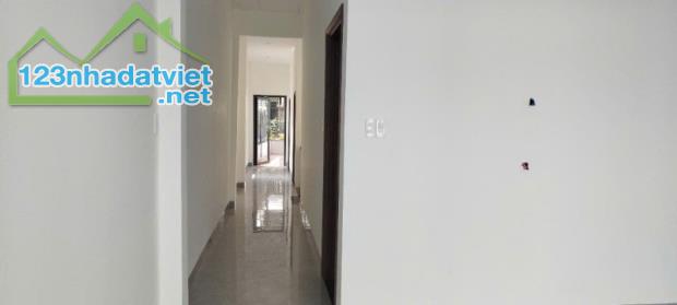 ♣ Kiệt Ô tô Cách Mạng Tháng 8, 120m2, 2 tầng, 4Pn, sân Ô tô, 3.x tỷ - 1