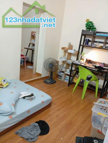 Thuỵ Khuê 27m2- Ngõ thẳng tắp, thông và thoáng - Mặt tiền rộng 4.5M - 1