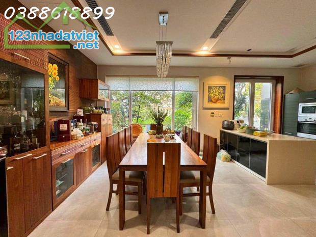 BÁN BIỆT THỰ PHỐ THỤY KHUÊ - 250M² - 4 THOÁNG - MẶT TIỀN QUYỀN LỰC - VIEW HỒ TÂY - GIÁ 65