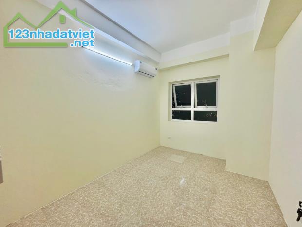Cho thuê căn hộ Chung cư Nam Trung Yên, 55m2, 2 ngủ, Full đồ vào ở ngay
