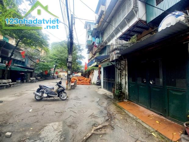 Nhà TTQĐ Đường 800A, Nghĩa Đô, Cầu Giấy. 65m, Tầng 1; MT 5m; Giá 5.3 tỷ  TẬP THỂ CẦU GIẤY - 1