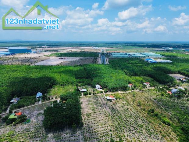 Cần Tiền Bán Gấp Mảnh Đất 243m2 Giá 400tr Gần Khu Công Nghiệp Khu Dân Cư - 2